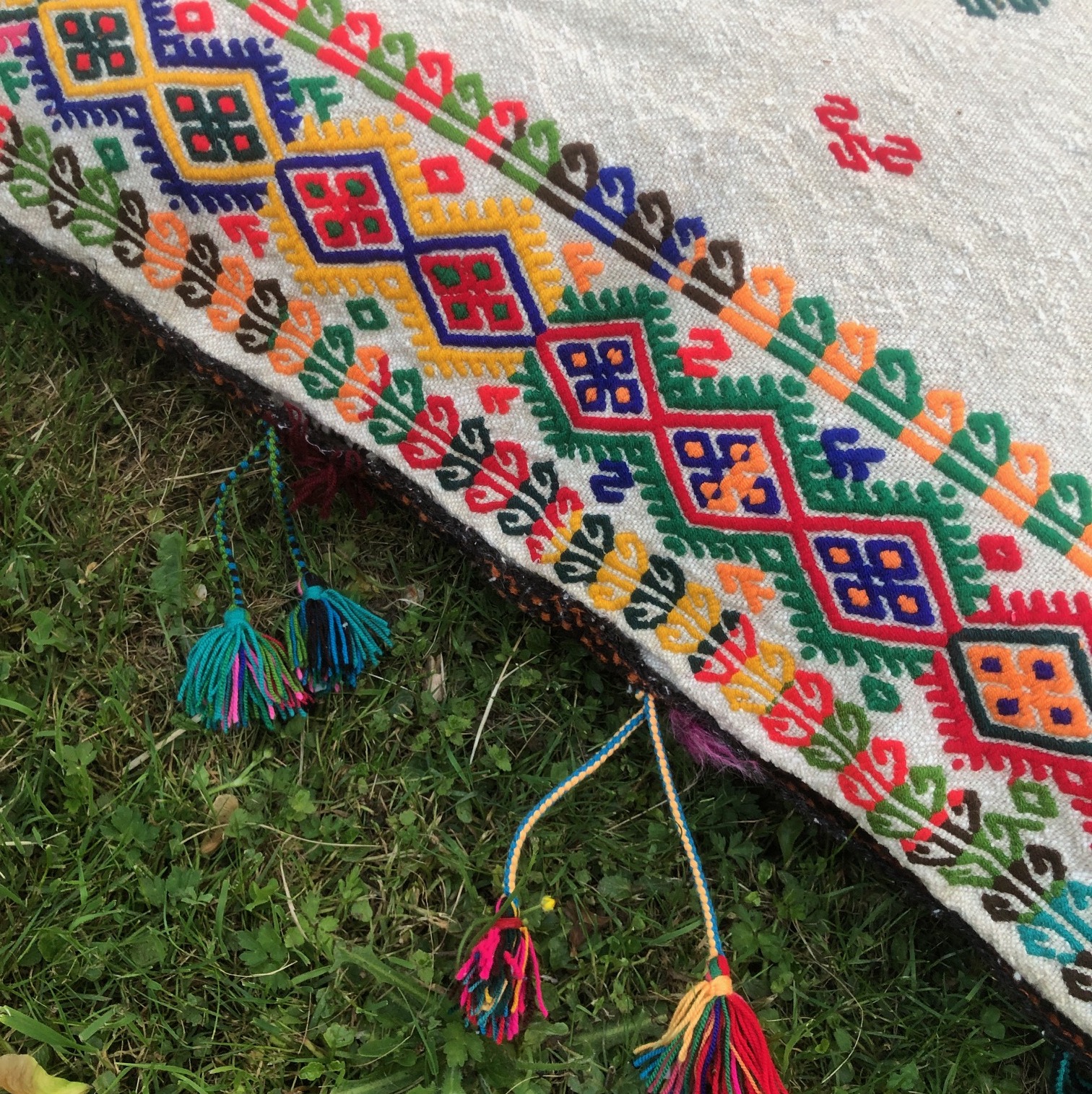 Grand coussin de sol Afghan