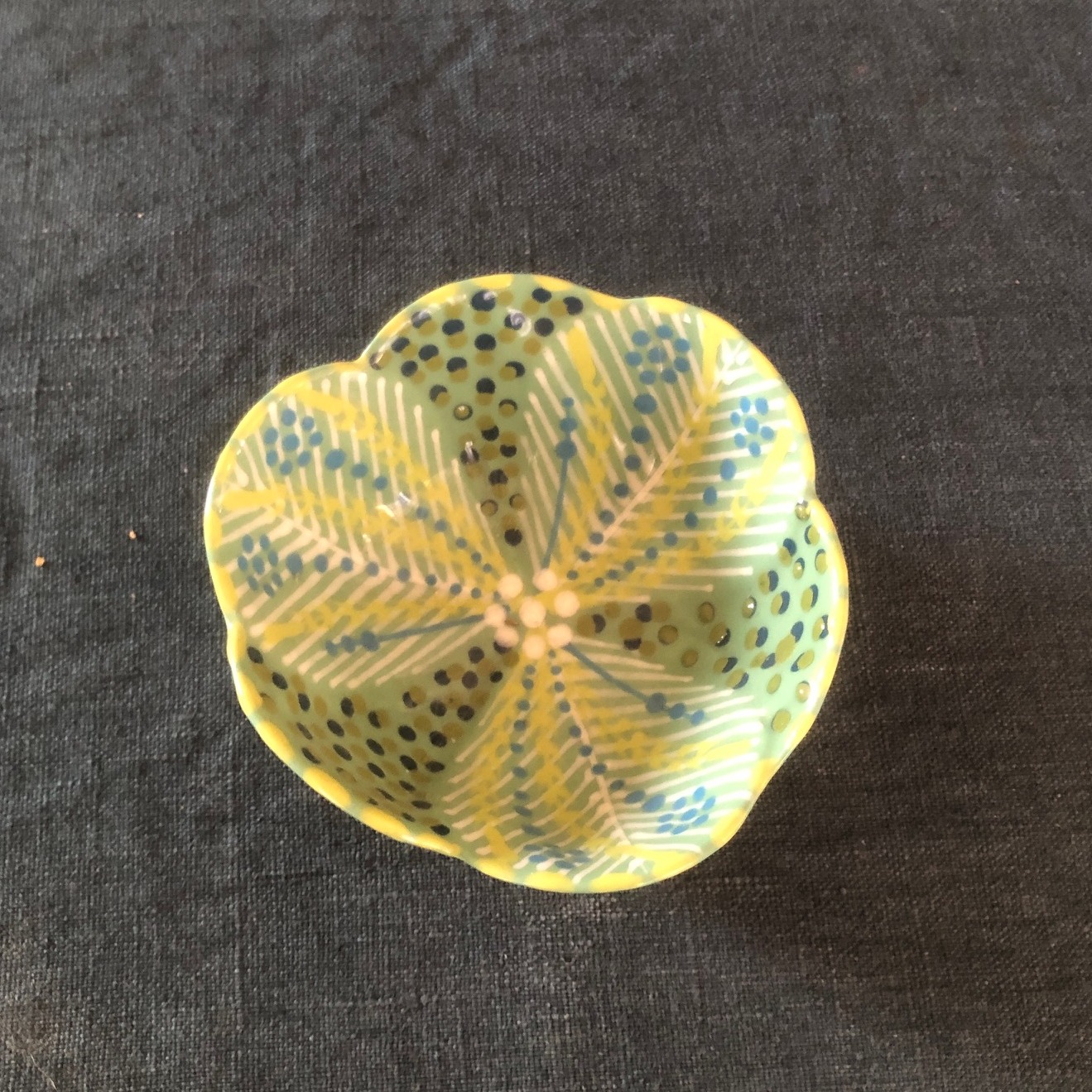 Coupelles festonnées Hope – Image 12